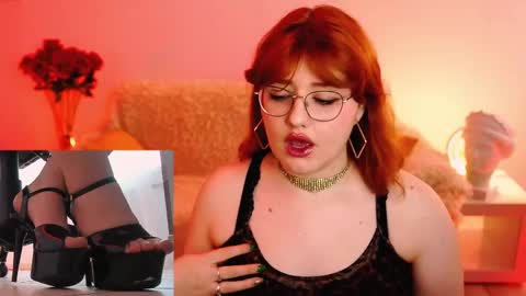 Snapshot of stacyjensen chatting on 05.06.26 Stasey online show from 05.06.26