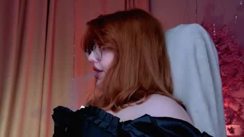 Snapshot of stacyjensen chatting on 06.18.26 Stasey online show from 06.18.26