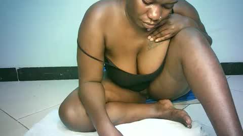 Snapshot of stacysweet69 chatting on 05.23.26 all yours online show from 05.23.26