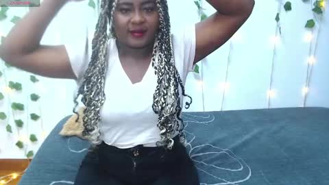 Snapshot of star_briana chatting on 05.19.26 online show from 05.19.26