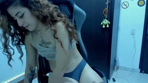 Snapshot of star_shooting chatting on 09.17.25 star_shooting online show from 09.17.25