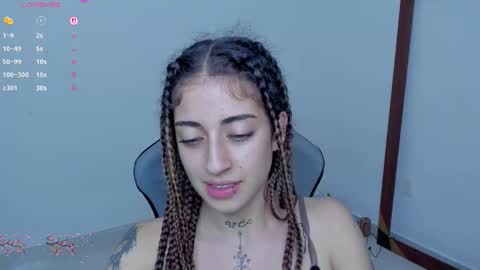 Snapshot of star_shooting chatting on 11.26.25 star_shooting online show from 11.26.25