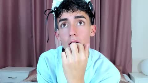 Ethan online show from 12.22.25