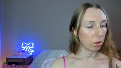 Snapshot of starduvall chatting on 03.20.26 Star Deluge online show from 03.20.26