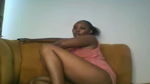 Snapshot of stargirl880271 chatting on 11.05.25 isha online show from 11.05.25