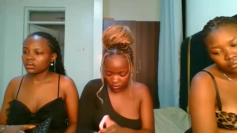 Snapshot of stargirl_lia chatting on 05.07.26 lia online show from 05.07.26