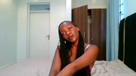 Snapshot of stargirl_lia chatting on 05.21.26 lia online show from 05.21.26