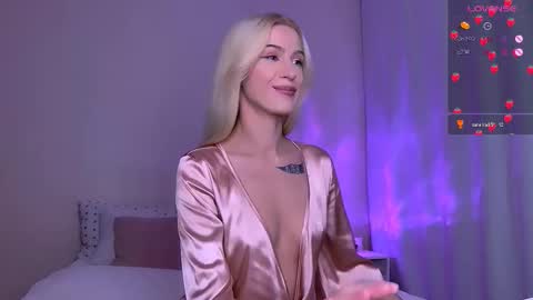 Stacey online show from 10.25.25