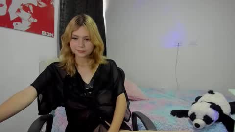 starmoonly online show from 12.01.25