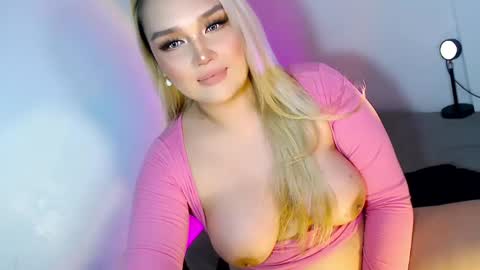 Snapshot of stassy_baby101 chatting on 02.03.25 Stassy online show from 02.03.25