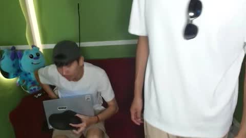 Snapshot of stebeen_smith chatting on 11.18.25 stebeen smith online show from 11.18.25