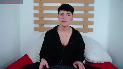 Snapshot of steev_novoa chatting on 01.31.25 Steev online show from 01.31.25