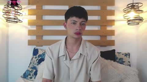 Snapshot of steev_novoa chatting on 02.06.25 Steev online show from 02.06.25