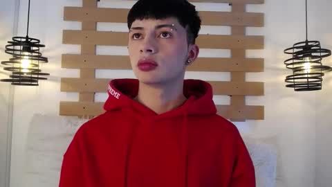 Snapshot of steev_novoa chatting on 03.05.25 Steev online show from 03.05.25