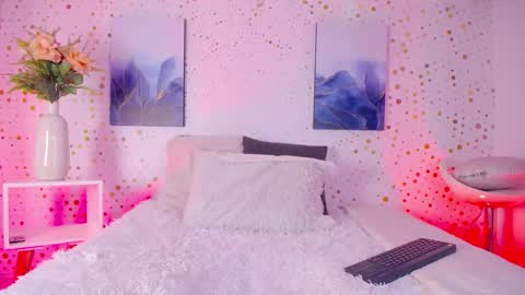 Snapshot of steev_novoa chatting on 02.04.26 Steev online show from 02.04.26