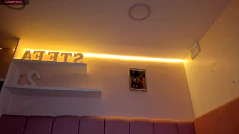 Snapshot of stefaagomez chatting on 12.23.24 Stefa Gomez online show from 12.23.24