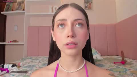 Stefa Gomez  online show from 02.02.26