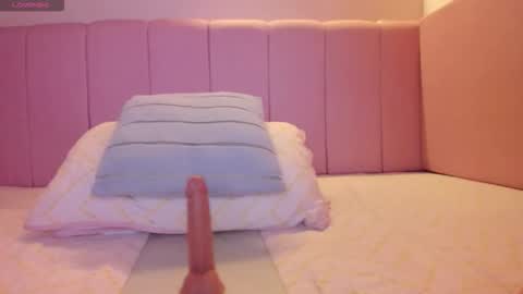 Stefa Gomez  online show from 03.05.26