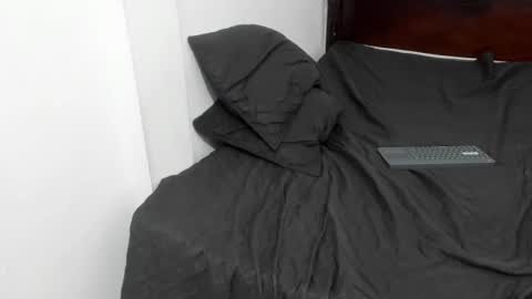 julieth-cancer online show from 01.30.25