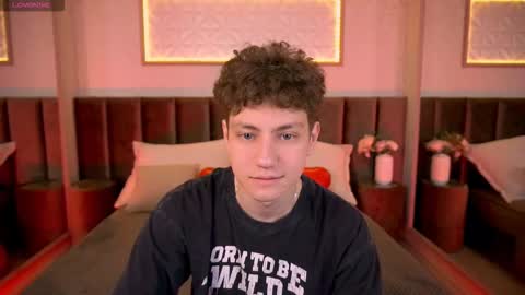 Esrefan online show from 02.20.26