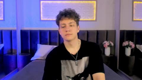 Esrefan online show from 02.26.26