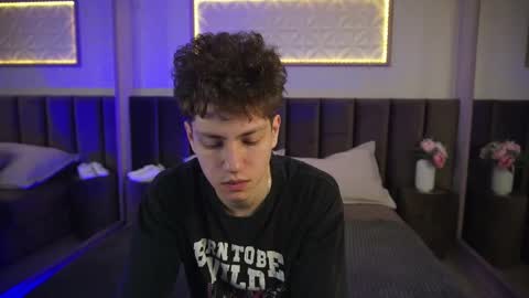 Esrefan online show from 03.22.26