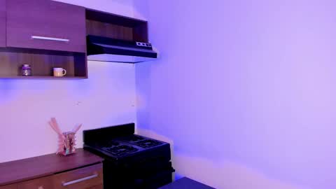 Stefania  online show from 09.30.25