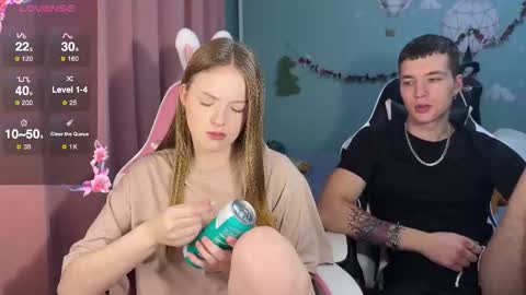 Snapshot of stefaniyaaa chatting on 11.02.25 stefa online show from 11.02.25