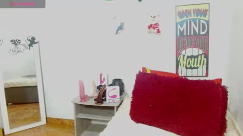 Snapshot of stefanny_taylor chatting on 12.06.24 Stefanny online show from 12.06.24