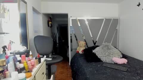 Snapshot of stefannym chatting on 02.22.26 Stefy Milf online show from 02.22.26