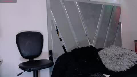 Stefy Milf online show from 04.19.26