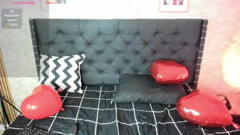 Snapshot of stefany_pablo1 chatting on 02.13.25 stefany_pablo1 online show from 02.13.25