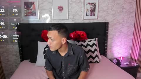 Snapshot of stefany_pablo1 chatting on 02.14.25 stefany_pablo1 online show from 02.14.25