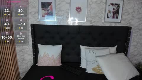 Snapshot of stefany_pablo1 chatting on 03.08.25 stefany_pablo1 online show from 03.08.25