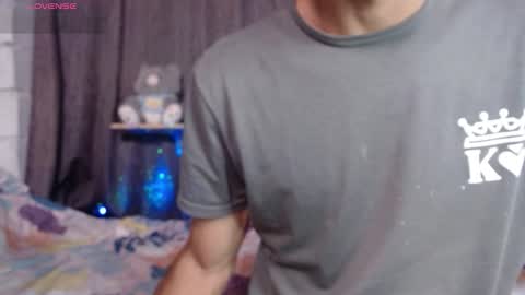 Snapshot of stefany_pablo1 chatting on 11.18.25 stefany_pablo1 online show from 11.18.25