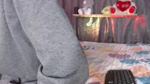 Snapshot of stefany_pablo1 chatting on 11.24.25 stefany_pablo1 online show from 11.24.25