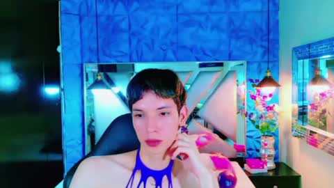 stefany piink online show from 05.10.26
