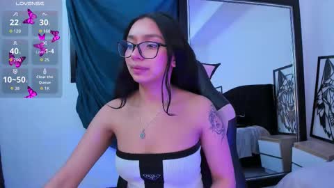 Snapshot of stefanygp chatting on 11.16.25 Stefanny lopez online show from 11.16.25