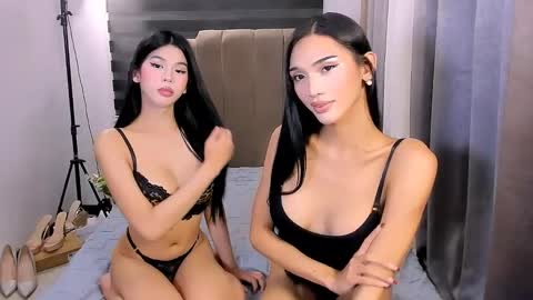 Snapshot of steffani_deluxe chatting on 05.23.26 STEF online show from 05.23.26