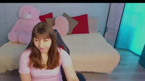 Snapshot of steladream chatting on 06.27.26 Stela online show from 06.27.26