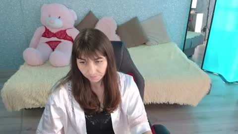 Snapshot of steladream chatting on 07.13.26 Stela online show from 07.13.26