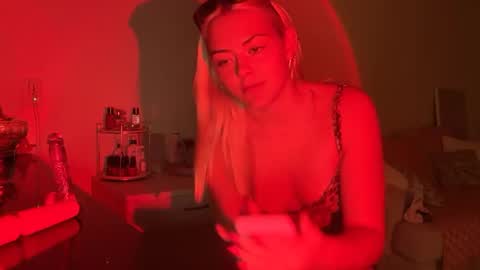 stella1005 online show from 09.18.25