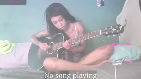 Stella Clitella online show from 12.03.25