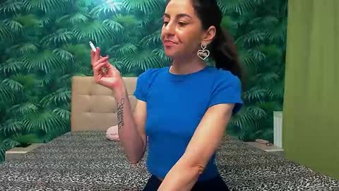 Stella John online show from 01.22.25