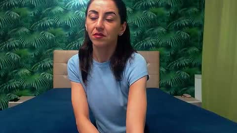 Stella John online show from 02.05.25