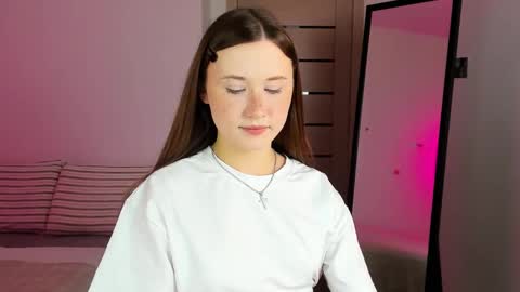 stella_sunny online show from 10.09.25