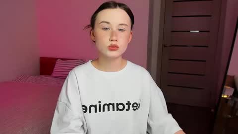 stella_sunny online show from 11.02.25