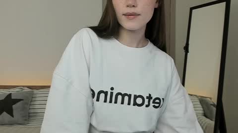 stella_sunny online show from 04.09.26