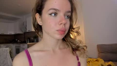 Asella online show from 09.15.25