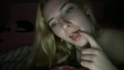 Snapshot of stelladams chatting on 12.18.24 stelladams online show from 12.18.24